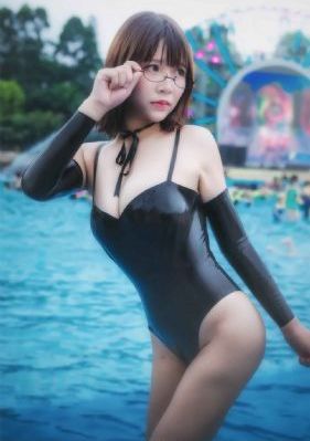 男同桌扒下内裤让我爽了一夜_HDHD高清在线观看